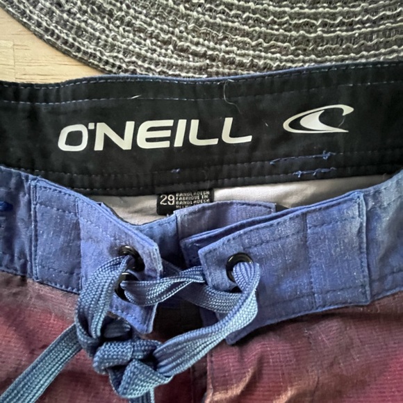 O’Neill board shorts - Picture 3 of 7
